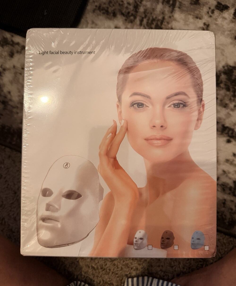 LED Light Therapy Face Mask Device for Women Acne & Skin Care, White
